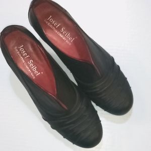 Josef Seibel Tina, The European Comfort Shoe, black slip-on heels EU Size 38